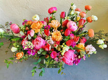 Load image into Gallery viewer, EXTRA GRAND ARRANGEMENT