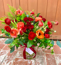 Load image into Gallery viewer, CLASSIC ARRANGEMENT