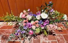 Load image into Gallery viewer, EXTRA GRAND ARRANGEMENT