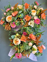 Load image into Gallery viewer, CLASSIC BOUQUET