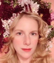 Load image into Gallery viewer, FLOWER CROWNS