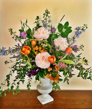 Load image into Gallery viewer, EXTRA GRAND ARRANGEMENT