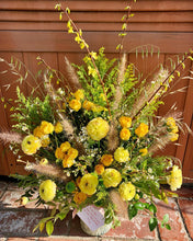 Load image into Gallery viewer, GRAND ARRANGEMENT